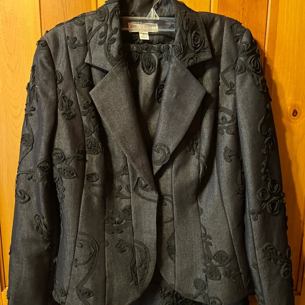 Suit